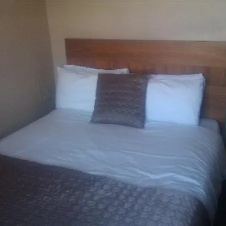 Hotel Leeson 3*