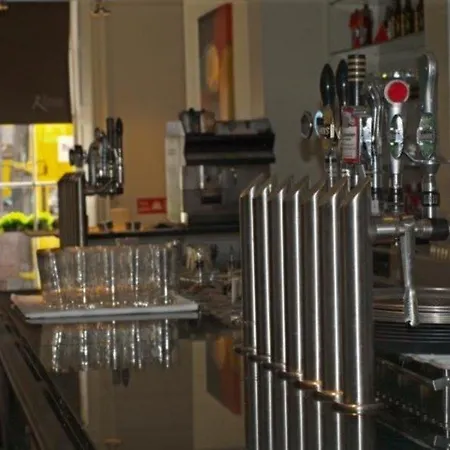 Hotel Leeson
